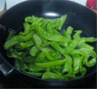清淡的清炒荷兰豆做法图解3)
