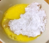 香糯爽滑的炸鸡排做法图解9)