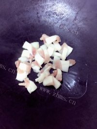 芳香四溢的长豆角炒肉做法图解3)