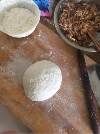 自制肉饼做法图解3)