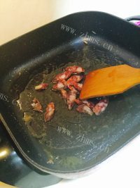 超级喜欢的腊肠炒花菜做法图解3)