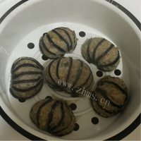 芳香四溢的肉末蒸茄子做法图解7)