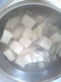 营养的豆腐鱼汤做法图解4)