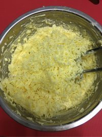 妈妈最爱的切达芝士酥饼做法图解7)