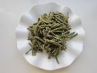 美味的干豇豆炒粉条做法图解3)