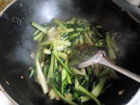 家常菜蒜香青菜做法图解9)