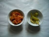 美味的辣白菜杂蔬素锅的做法图解二