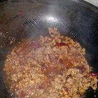 家常的肉末茄子烧豇豆的做法图解六