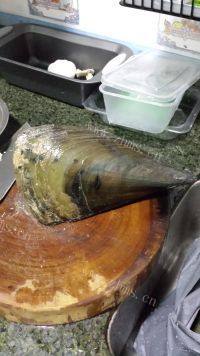 浓香的蒜蓉粉丝蒸带子做法图解1)
