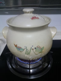 美味的番茄牛腩汤做法图解9)