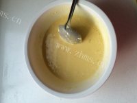 自制鸡蛋牛奶饼做法图解2)