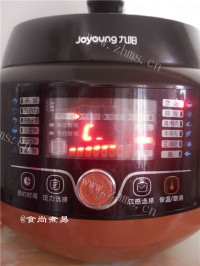 鲜美金线莲鸡汤做法图解6)