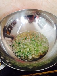 特下饭的韭菜鸡蛋煎饺做法图解3)