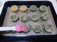 自制广式月饼做法图解21)