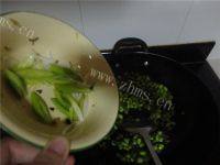 自制咸菜毛豆做法图解4)