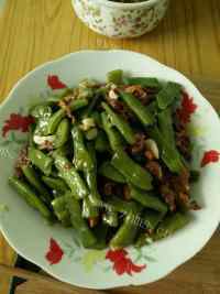 家常菜四季豆炒肉