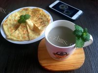 美味的黑豆核桃豆浆做法图解4)