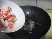 家常菜肉片炒芹菜做法图解3)