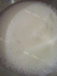自制戚风蛋糕做法图解8)