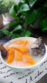 美味的木瓜鲫鱼汤