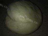 好吃不腻的披萨饼皮做法图解7)