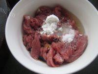 口感极佳的香菇牛肉粥做法图解5)