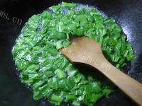 美味的油菜蕻鸡蛋煮汤圆做法图解12)