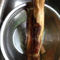 简单版蒜苗炒腊肉做法图解1)