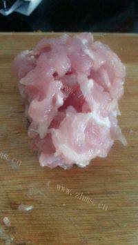 家常菜青椒炒肉做法图解2)