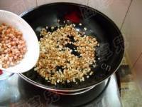 超好吃的金针菇双料烤肉包做法图解17)