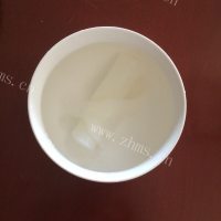 美味的时蔬粉皮卷沙拉做法图解2)