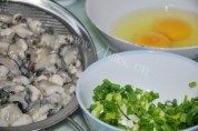 家常菜海蛎炒蛋做法图解1)