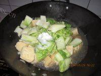 简易的冻豆腐炖白菜