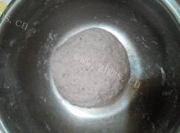 特别的紫薯黑芝麻馒头做法图解6)