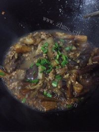 色香味俱全的鱼香茄子做法图解12)