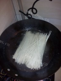 美味的蔬菜炒面做法图解1)