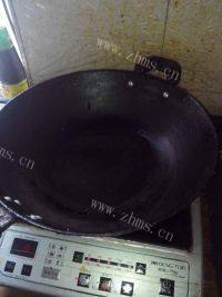 家常菜菜花炒肉做法图解4)