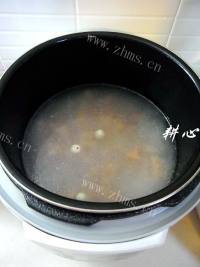 营养的湘莲鸡粥做法图解6)
