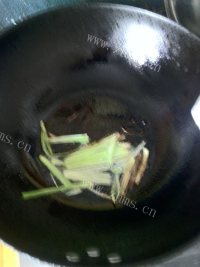 可口的油泼面做法图解4)