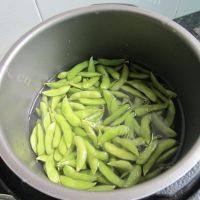 健康美食五香毛豆做法图解2)