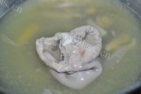 自制三鲜蛋饺煲做法图解2)