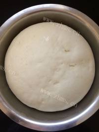 美味的韭菜包子做法图解4)