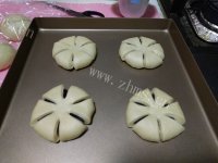 自制红豆面包做法图解11)