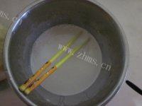 在家做的红薯饼做法图解3)