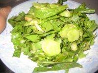 家常菜杏鲍菇炒青菜做法图解4)