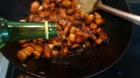 家常菜五花肉烧春笋做法图解9)