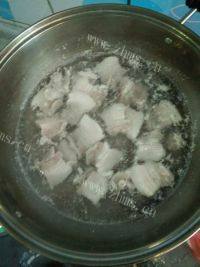 家常菜豆角烧肉做法图解2)