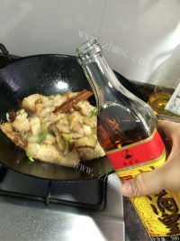 家常菜红烧五花肉做法图解5)