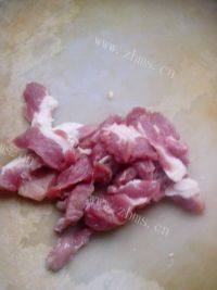 诱人的菜椒炒肉做法图解1)