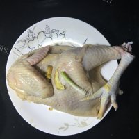 可口的葱油白切鸡做法图解3)